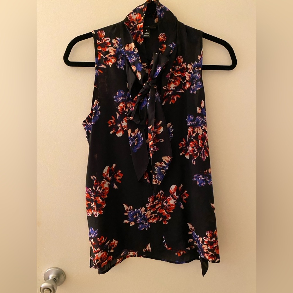 NWT aqua Floral Sleeveless top